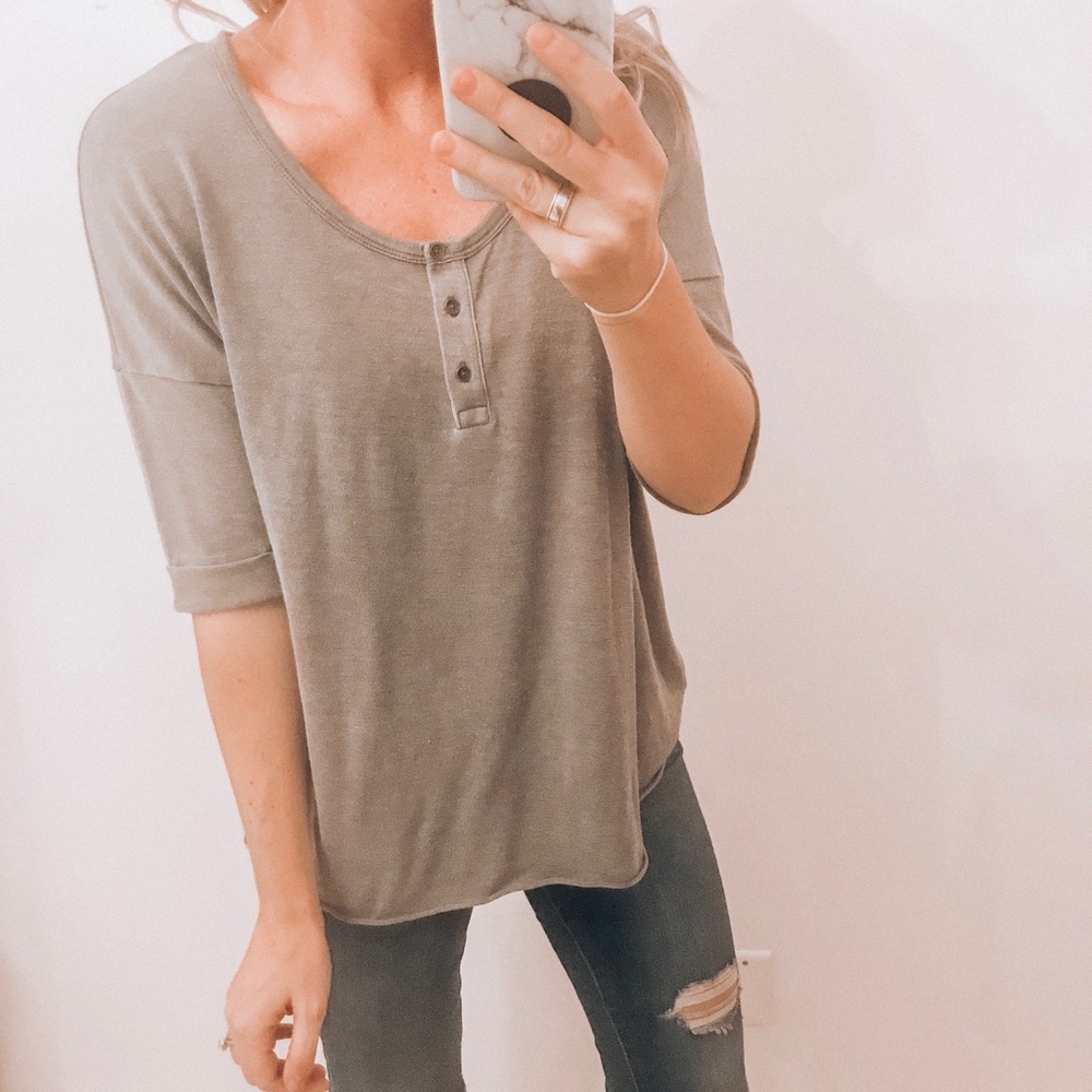 American Eagle Tee